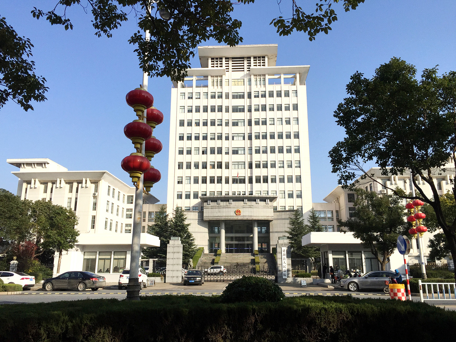 建湖县人民法院门窗外装饰工程